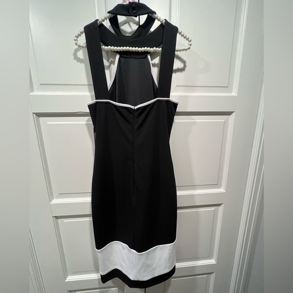 NWT bebe Halter Color Block Dress - Picture 4 of 9